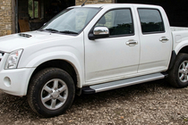 Isuzu D-Max 2002–2011 Maya V2 sidetrin (2007-2012, 2 stk., aluminium) foto 1