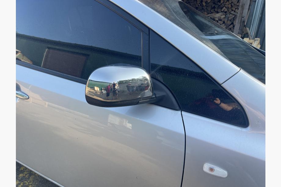 Nissan Leaf 2010–2017 Spejlkapper i rustfrit stål (2 stk.) Image