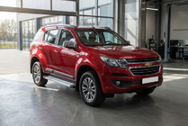 Chevrolet Trailblazer 2012–2019 Sideskørter Maya V2 (2 stk., aluminium) foto 1