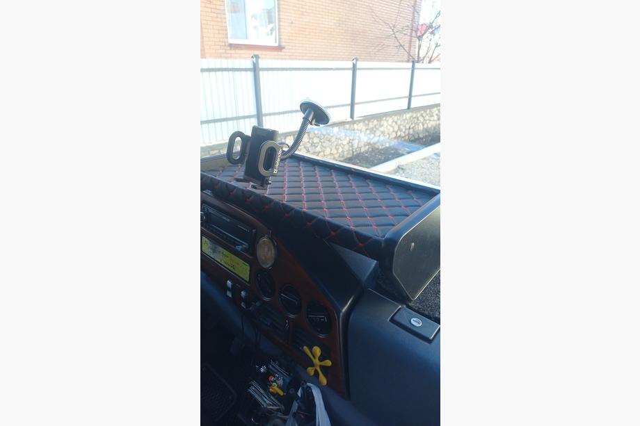 Mercedes Sprinter W901/902/903/904/905 1995–2006 Hylde til instrumentbord (1995-2000, sort med rød syning) Foto 5