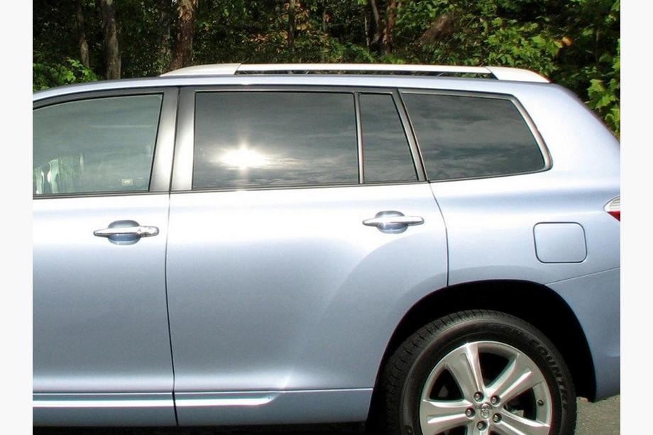 Toyota Highlander 2008–2013 Tagrælinger grå OEM (aluminium) Image