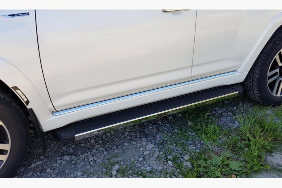 Toyota 4Runner 2009–2024 Sidetrin design 2020 OEM (2 stk., aluminium) Image