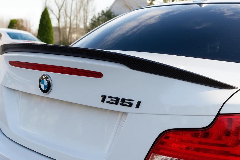BMW 1-serie E81/E82/E87/E88 2004–2011 Lipspoiler (til E82, sort) Image