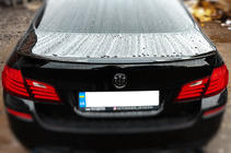 BMW 5-serie F10/F11 2010–2016 LIP V1 spoiler (1234 Upgrade, sort) foto 2