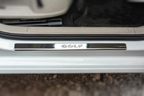 Volkswagen Golf 7/E-Golf 2012–2020 OmsaLine V2 dørtrinslister (4 stk., rustfrit stål) foto 2