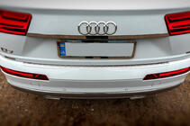 Audi Q7 2015–2026 Kromliste over nummerpladen (rustfrit stål) foto 1