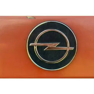 Emblem, Tyrkiet Opel Omega B 1994–2003 foto 2