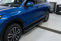 Honda HR-V 2021– Sidetrin Bosphore Black (2 stk., aluminium) foto 1