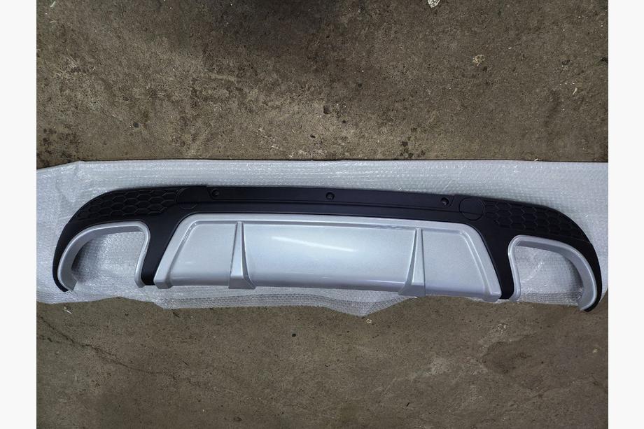 Ford Edge 2014–2024 B-vare bagdiffuserliste (1 stk.) Image