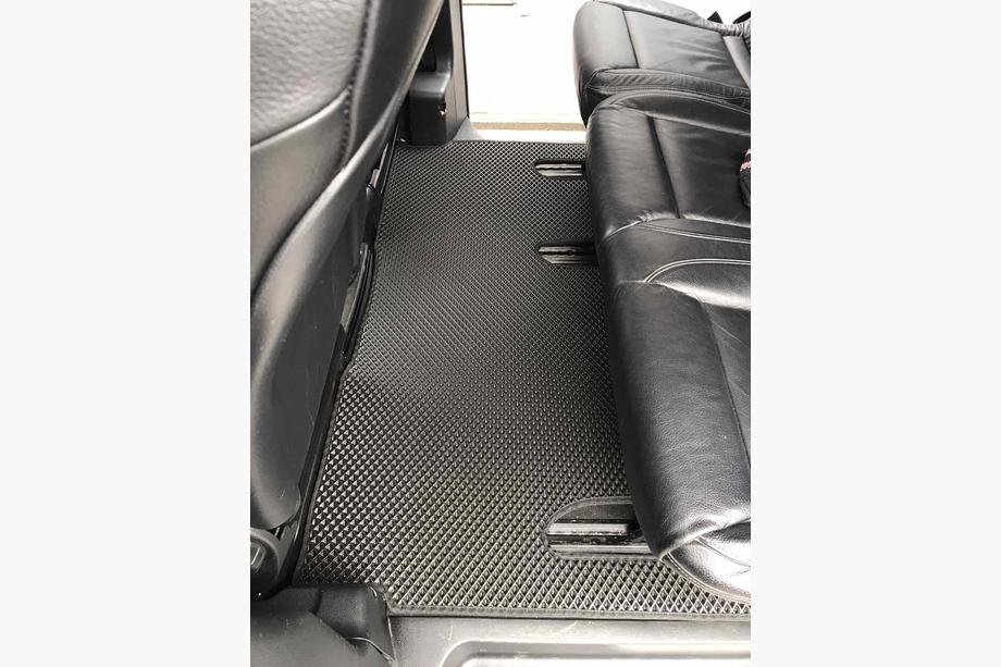 Mercedes Vito/V-klasse W447 2014– EVA gulvmåtter V-Class ExtraLong 2 sidestykker (kun afhentning, komplet kabinesæt, sort) Image