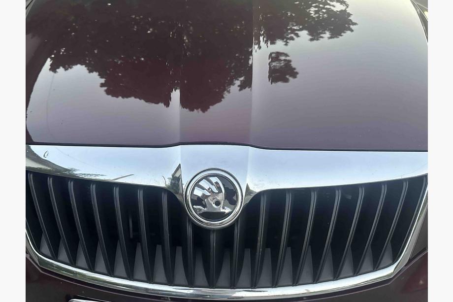 Skoda Emblem 5J0853621 (89 mm) Foto 1