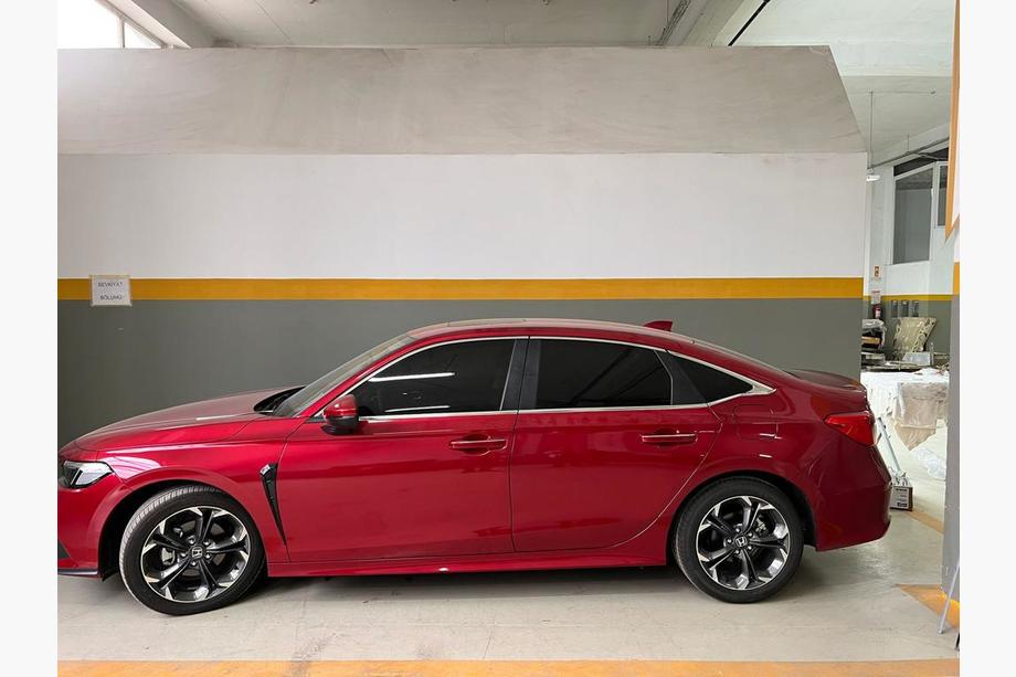 Honda Civic Sedan 2021– Nedre vindueslister (8 stk., rustfrit stål) Foto 2