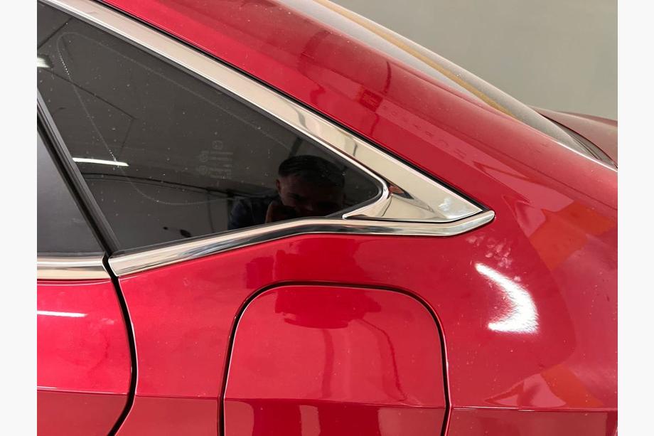Honda Civic Sedan 2021– Nedre vindueslister (8 stk., rustfrit stål) Foto 4