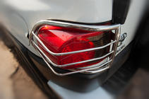 Toyota FJ Cruiser 2006–2022 Baglygtebeskyttere i rustfrit stål (2 stk.) foto 4