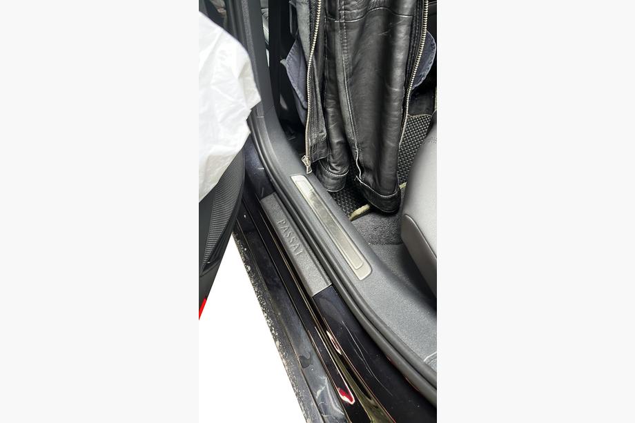 Volkswagen Passat CC 2008–2017 DDU indstigningslister (sæt med 4 stk., plast) Foto 6
